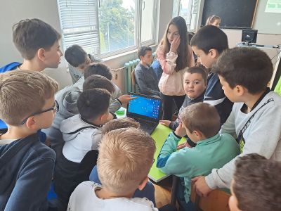 Две срещи по НП "Бизнесът преподава" в Първо основно училище 7