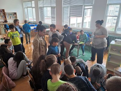 Две срещи по НП "Бизнесът преподава" в Първо основно училище 8