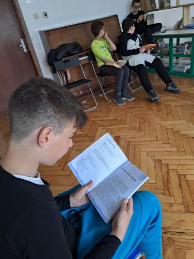 Маратон на четенето в Първо училище 17