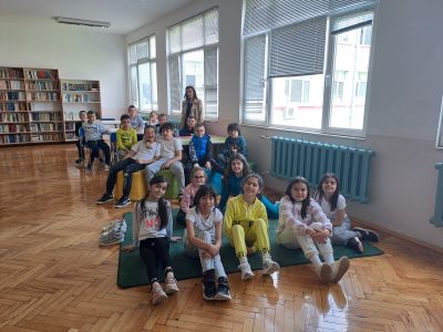 Маратон на четенето в Първо училище 3