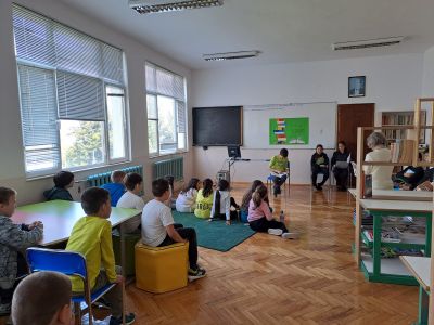 Маратон на четенето в Първо училище 6