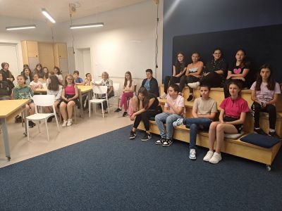 Среща по НП "Бизнесът преподава" в Първо основно училище 10