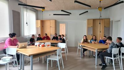 Среща по НП "Бизнесът преподава" в Първо основно училище 5