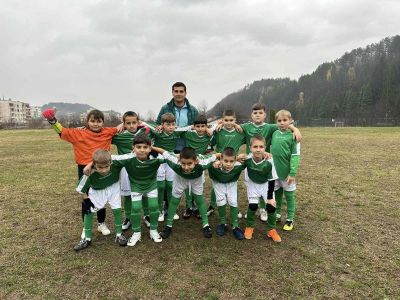 Футболна среща по НП "Заедно в изкуствата и спорта" въпреки лошото време - 1 ОУ Никола Й. Вапцаров - Берковица